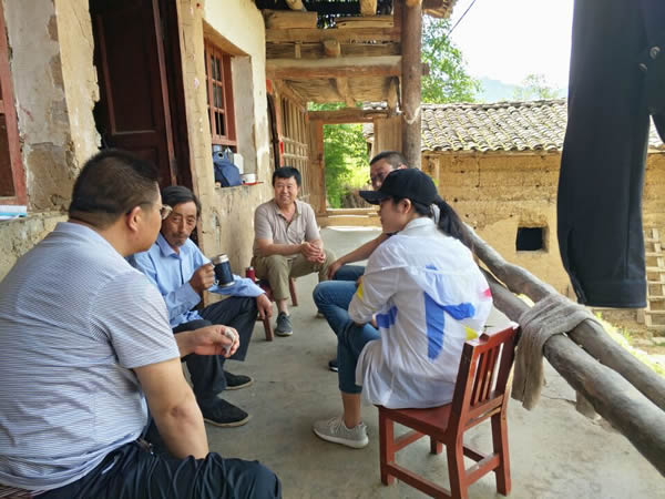 結(jié)對(duì)幫扶入戶 助力脫貧攻堅(jiān)